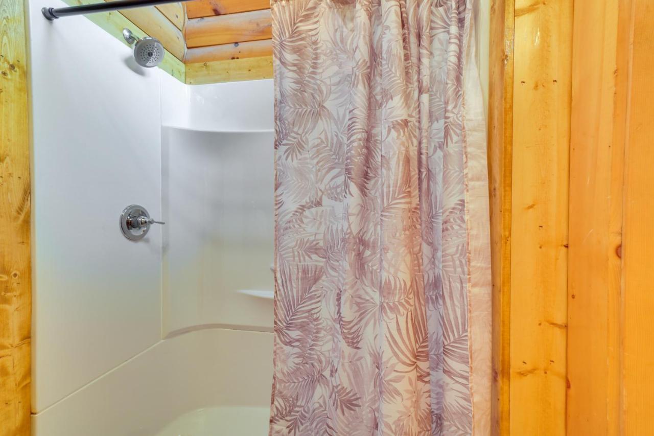 Lovely Gatlinburg Cabin With Private Hot Tub! Exterior foto