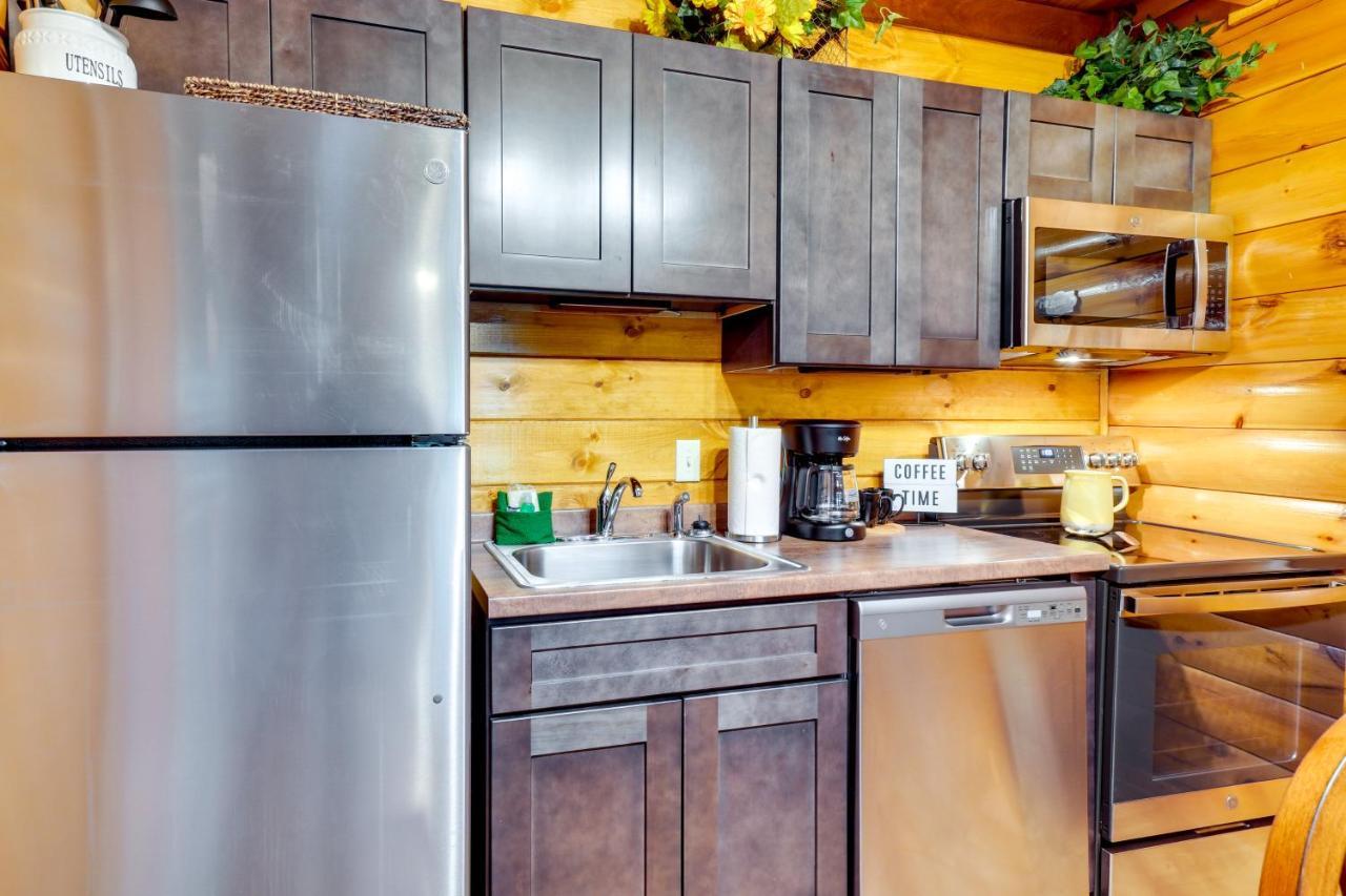 Lovely Gatlinburg Cabin With Private Hot Tub! Exterior foto
